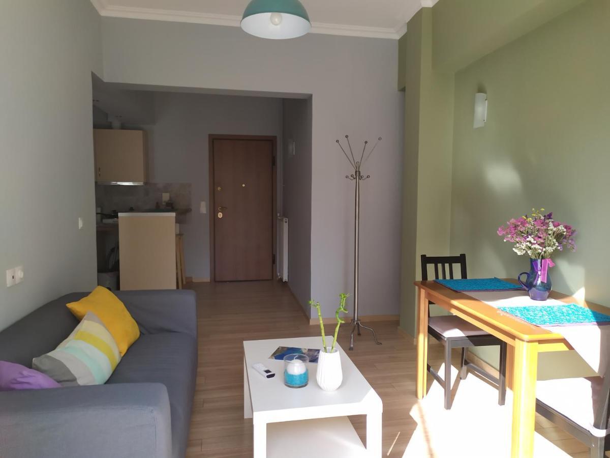 Renovated Apartment Close To Exarchia Square Atenas Exterior foto